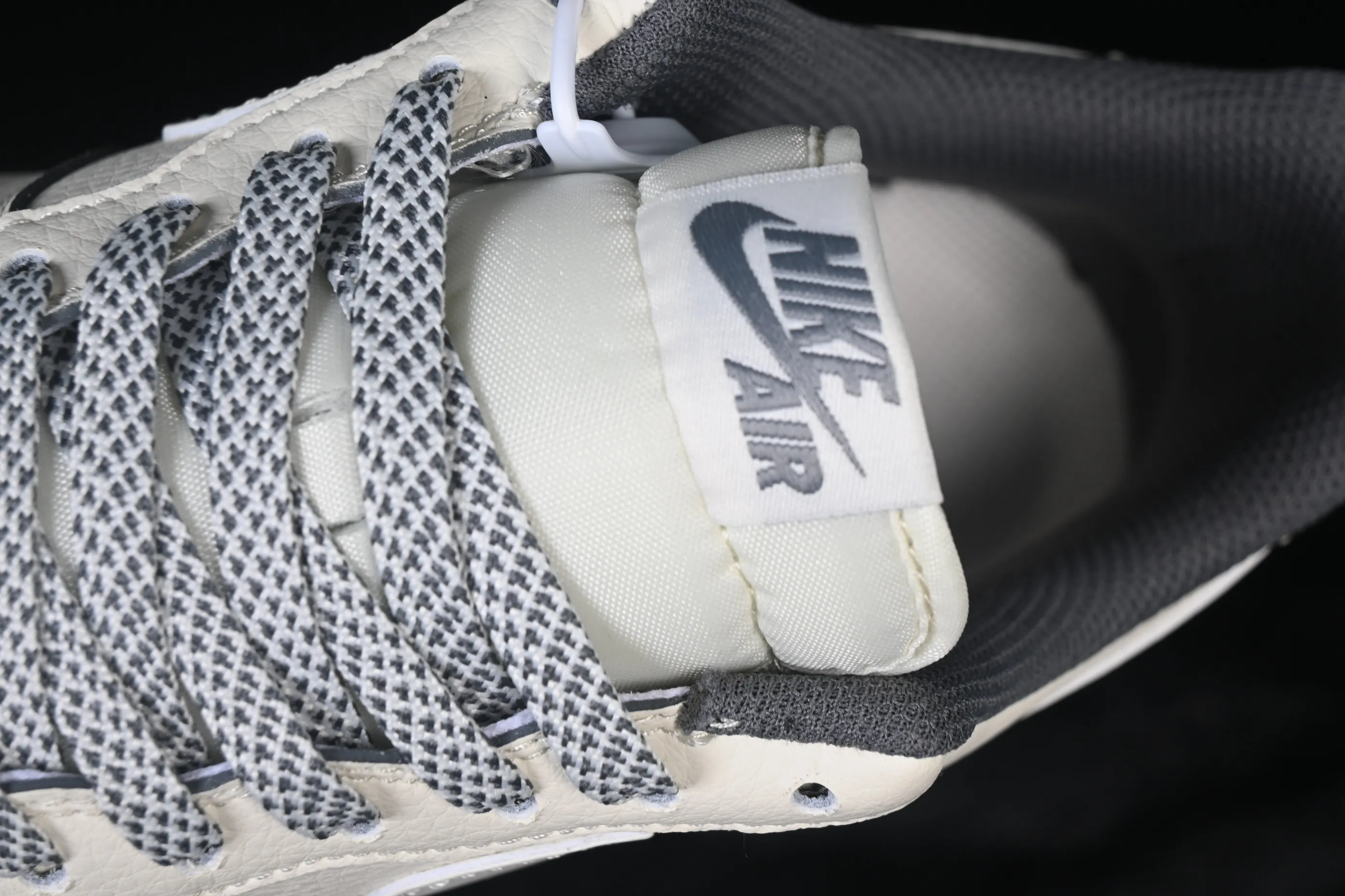 All categories Nk Air Force 1 Air Force series Nk Air Force 1 Low Air Force low top Nike Air Force 1'07 Low North Face co-branded beige mesh Air Force 1 low top casual sneakers JP8028-058